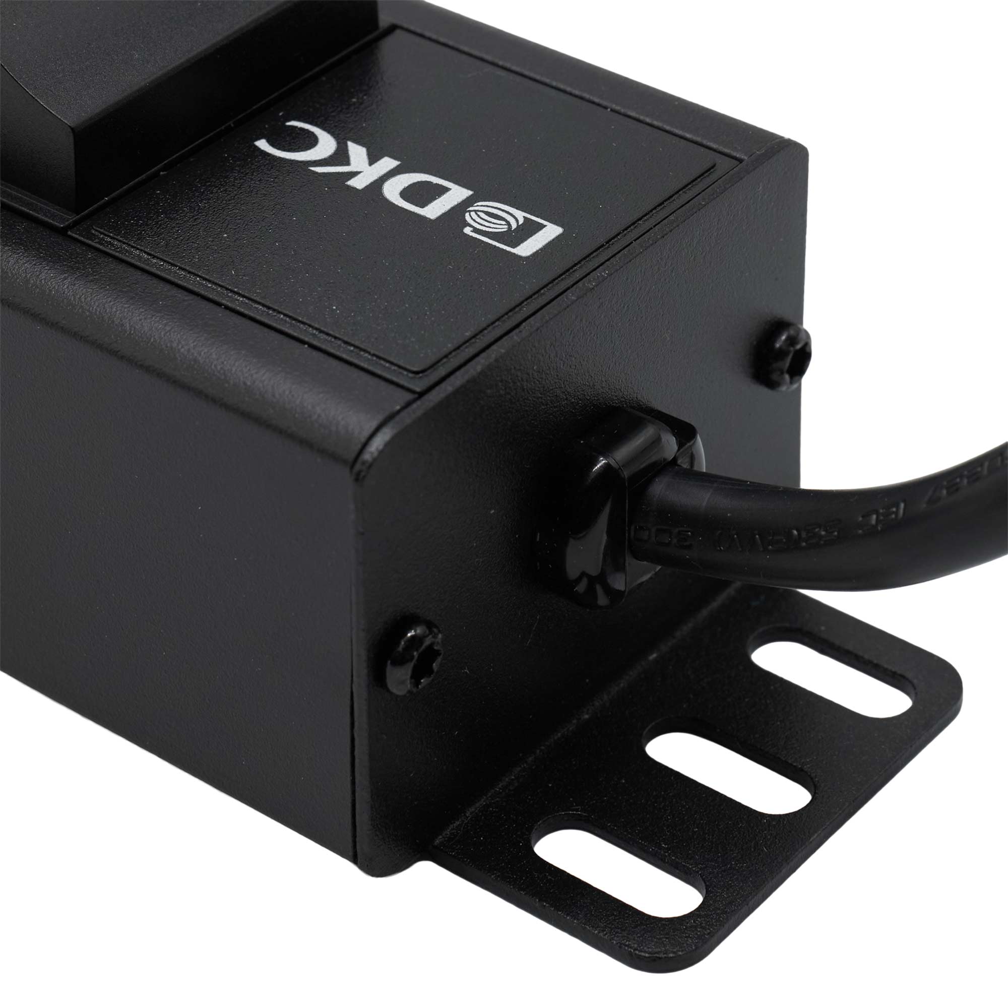 Блок распределения питания (PDU) 0U 10A с автоматом 2P и защитой, Вых:12 С13, Вх:С14