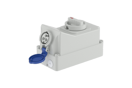 Switched interlocked socket