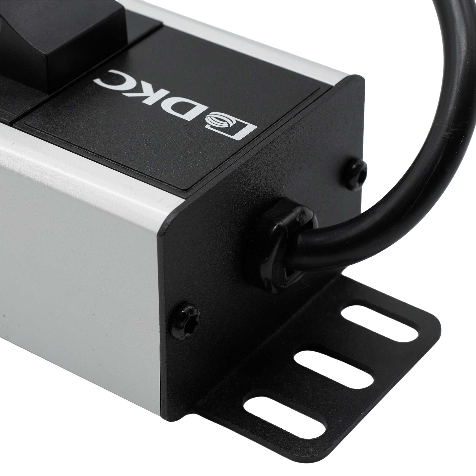 Блок распределения питания (PDU) 0U 16A с индикацией и автоматом, 1P Вых:12 C19, Вх:С20