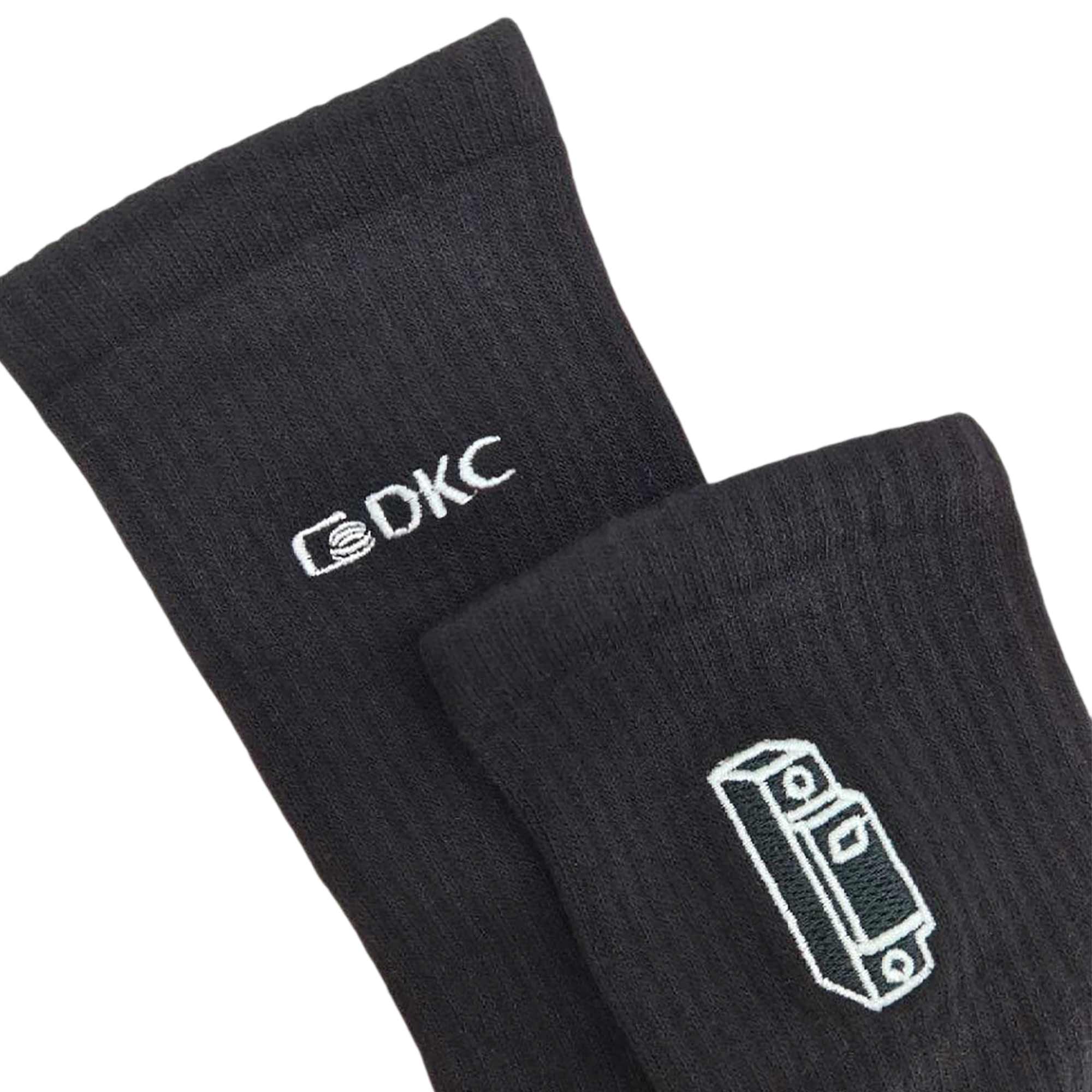 Одежда Носки черные с вышивкой, размер 41-44 DKC|ДКС