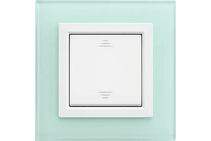 Plates made of natural glass