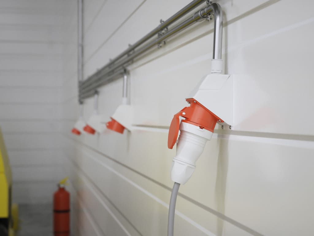 Промышленные разъёмы виды, применение и технические особенности 1.jpg